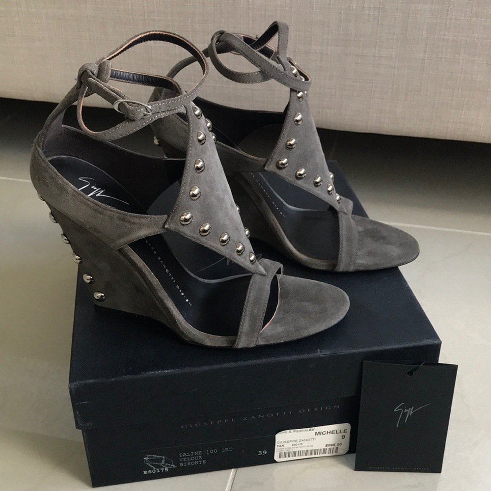 Auth. Giuseppe Zanotti wedge ankle strap sandals